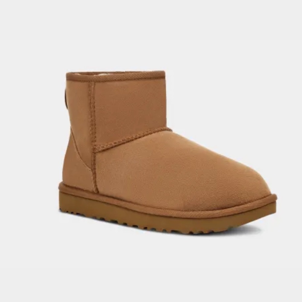 Classic Mini II Boot Women 6 Chestnut - UGG